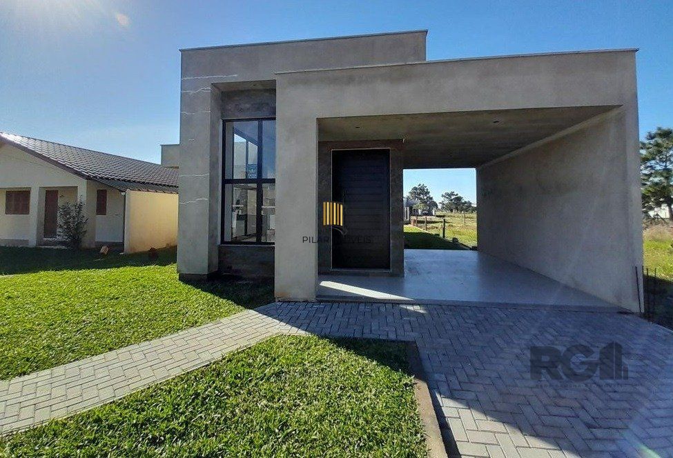 Casa 2 dormitórios no bairro Praia da Cal