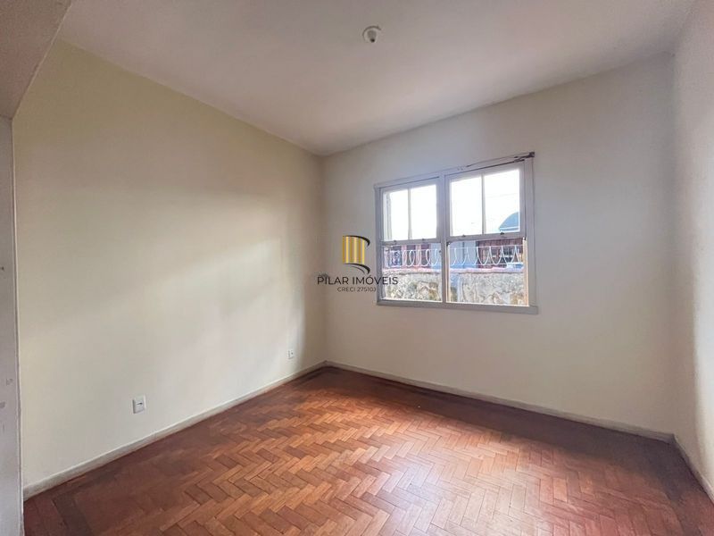 Casa 4 dormitórios no bairro Rio Branco em Porto Alegre para Alugar