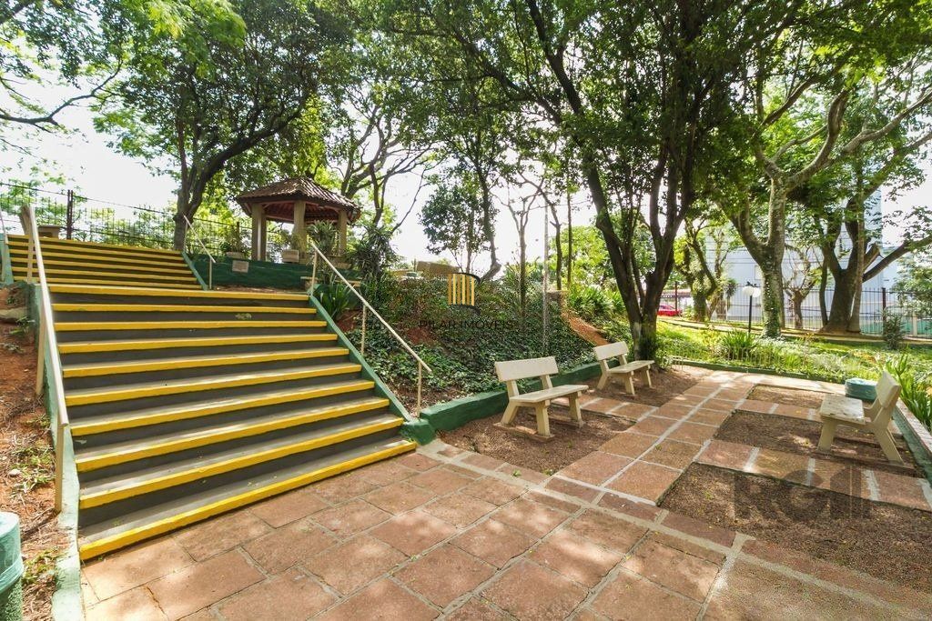 apartamento de 2 dormitórios no bairro Santo Antônio