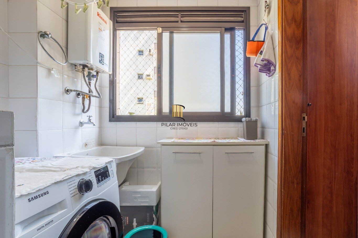 Apartamento de 3 quartos e 93m² à venda em Rio Branco, Porto Alegre.