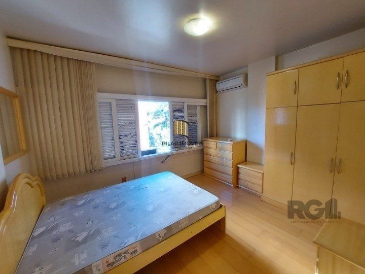 Apartamento com 2 quartos com suite e  1 vaga na Felix da Cunha em Porto Alegre