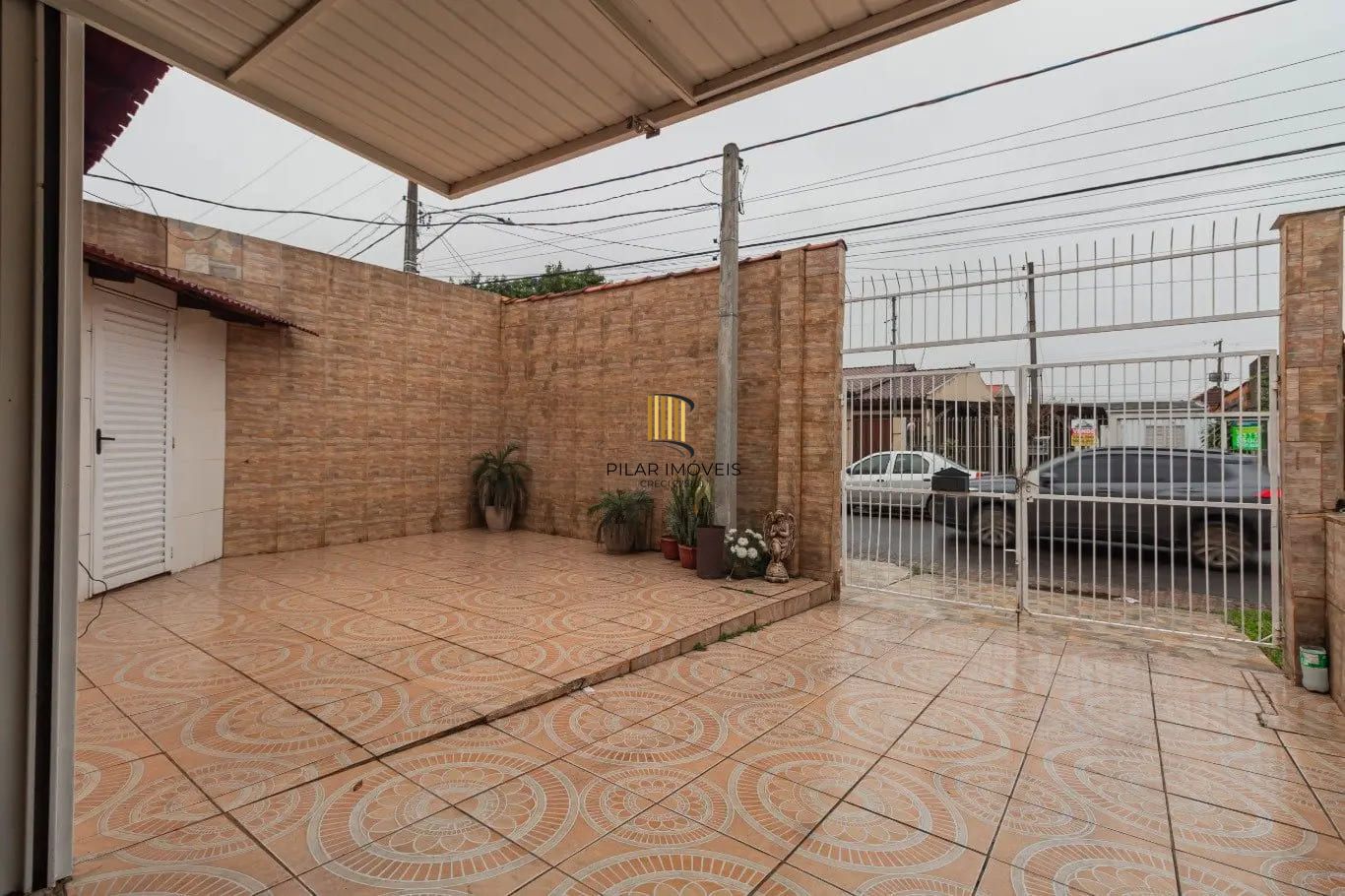 Casa com 2 dormitórios no bairro  Sarandi, Porto Alegre