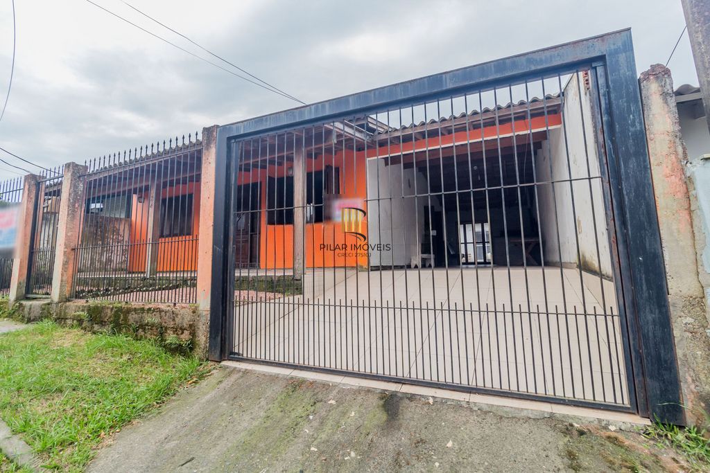 Casa 3 dormitórios à venda no Bairro Restinga - Porto Alegre