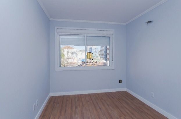 Apartamento com 3 quartos, 1 vaga no bairro Menino Deus