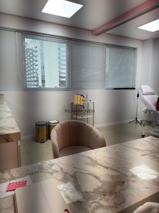 Sala comercial 36m² com vaga rotativa no Doc Santana