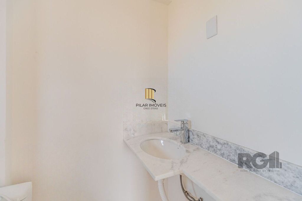 Apartamento de 2 dormitórios no bairro menino deus  