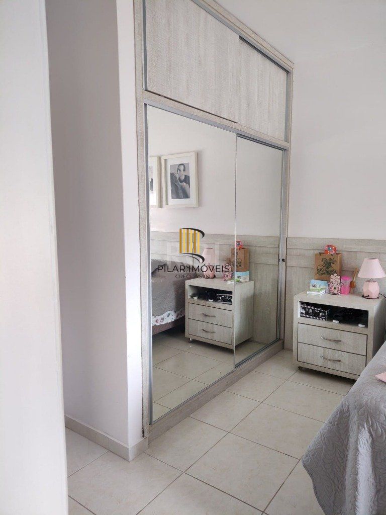 Casa para Venda - 160.78m², 4 dormitórios, sendo 2 suites, 5 vagas - Centro