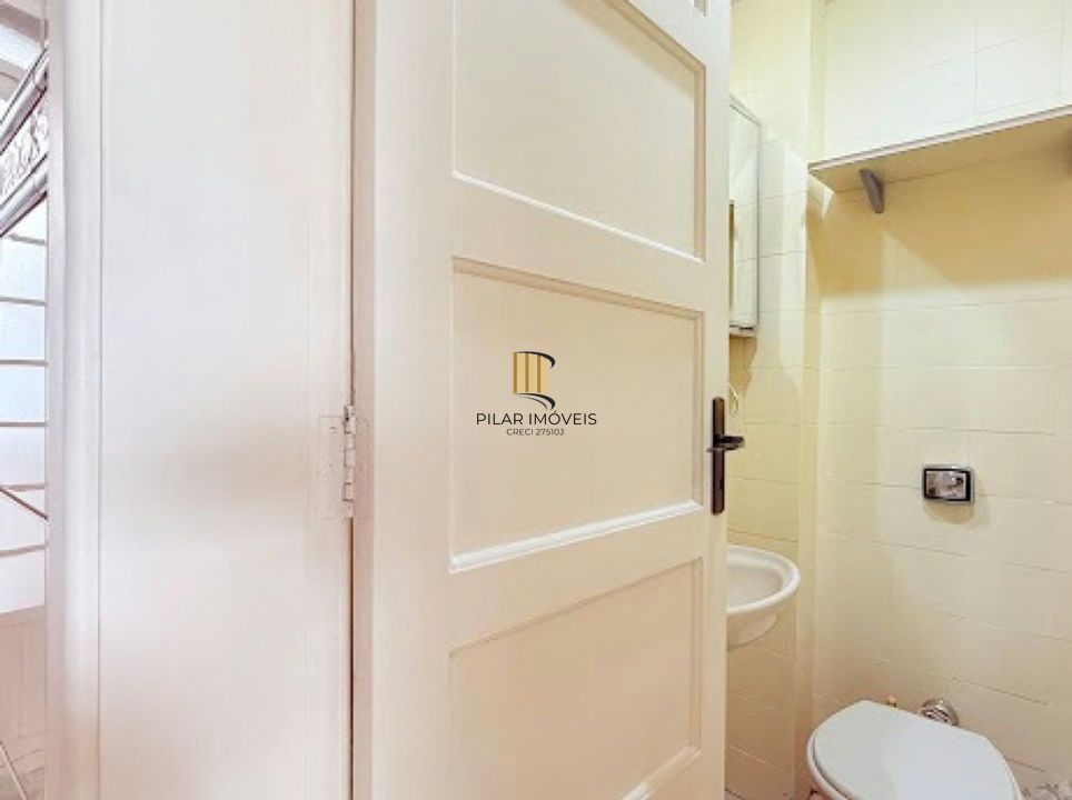 Apartamento de 2 dormitórios à venda em Petrópolis - Porto Alegre