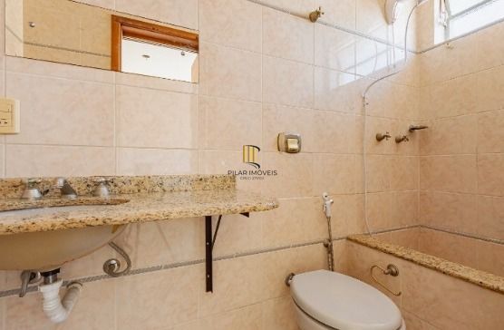 Apartamento com 4 quartos e 93m² à venda em Centro Histórico, Porto Alegre.