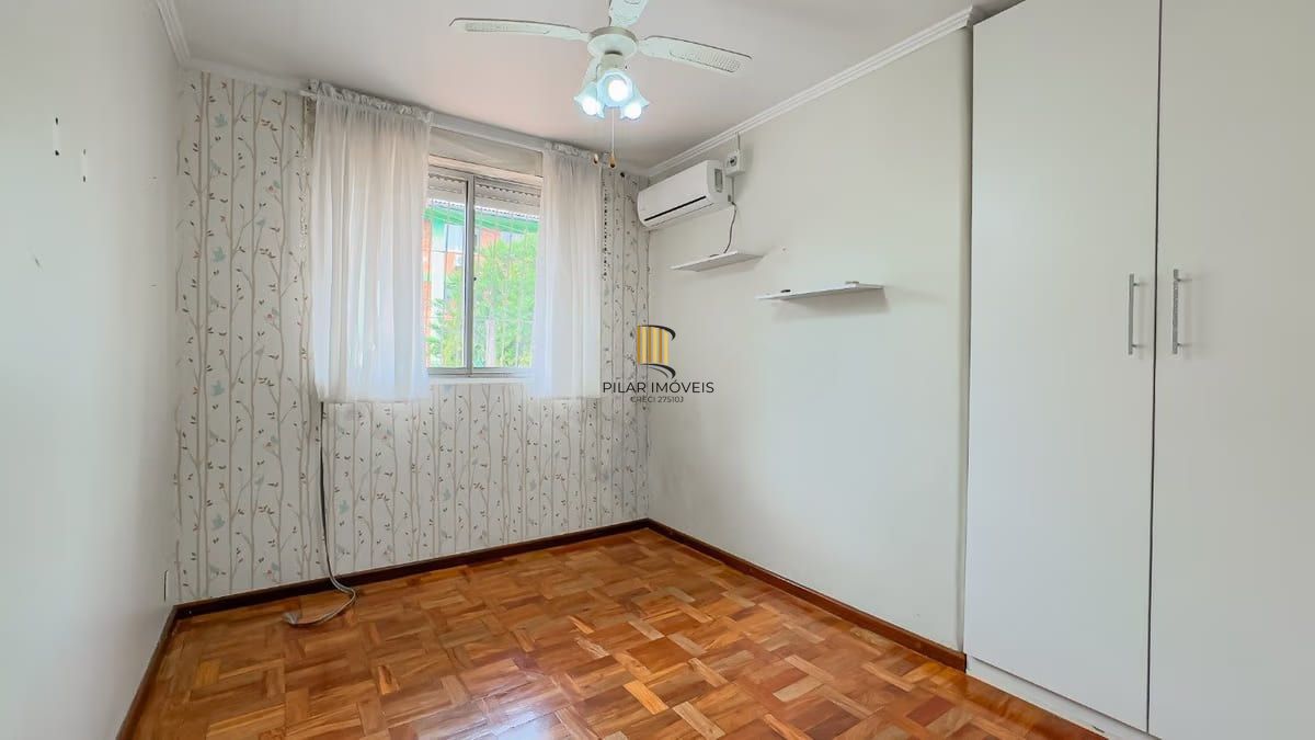 Sobrado de 3 dormitórios e 91m² à venda em Parque Santa Fé, Porto Alegre.