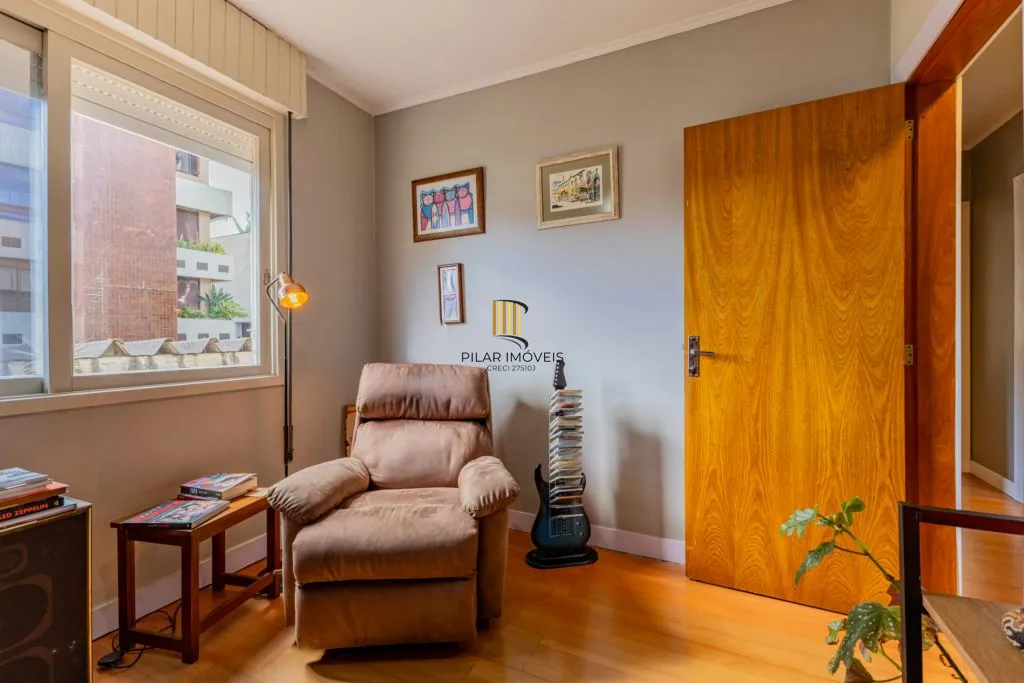 Apartamento de 3 dormitórios à venda em Petrópolis - Porto Alegre