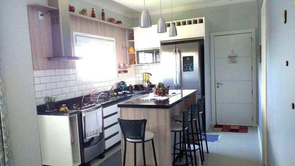Casa para Venda - 160m², 3 dormitórios, sendo 1 suites, 2 vagas - Igra Sul