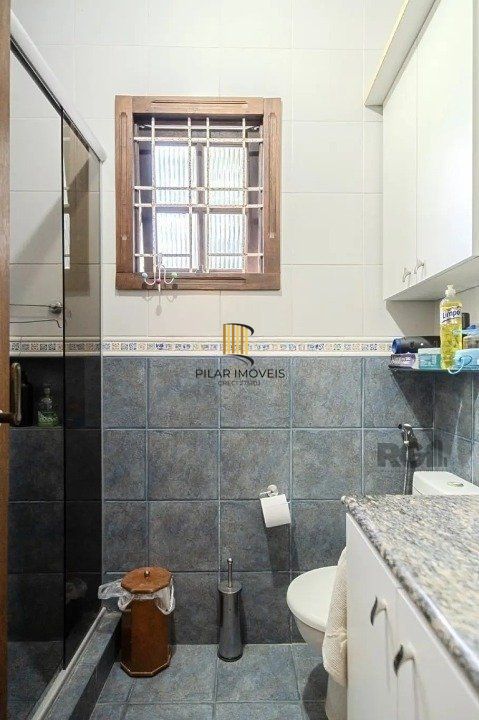 Casa 3 dormitórios no bairro Menino Deus