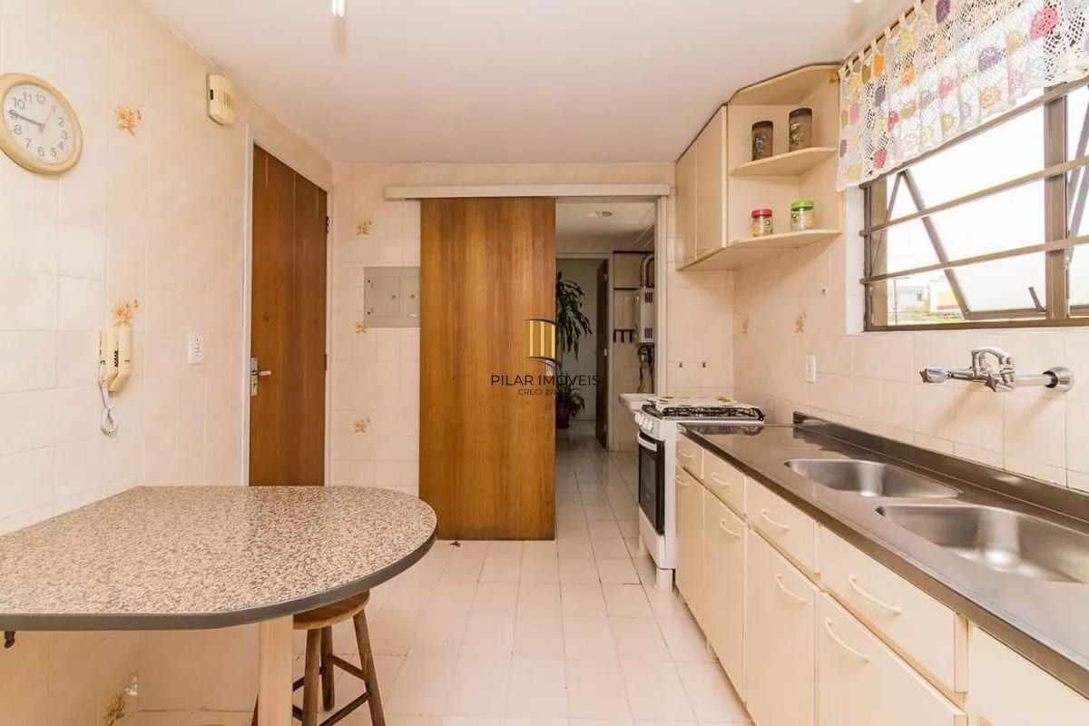 Apartamento de 2 dormitórios no bairro Medianeira