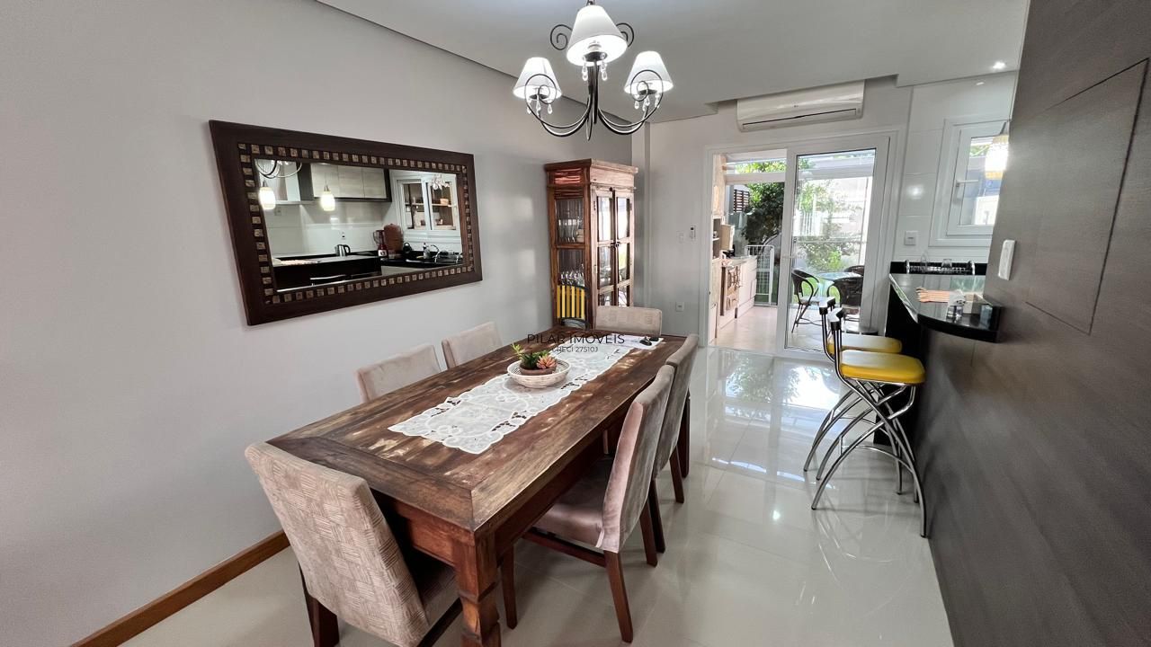 Casa 3 dormitórios no bairro Espírito Santo