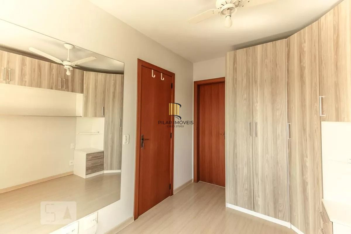 Apartamento de  01 dormitorio com vaga de garagem na Azenha - Porto alegre.