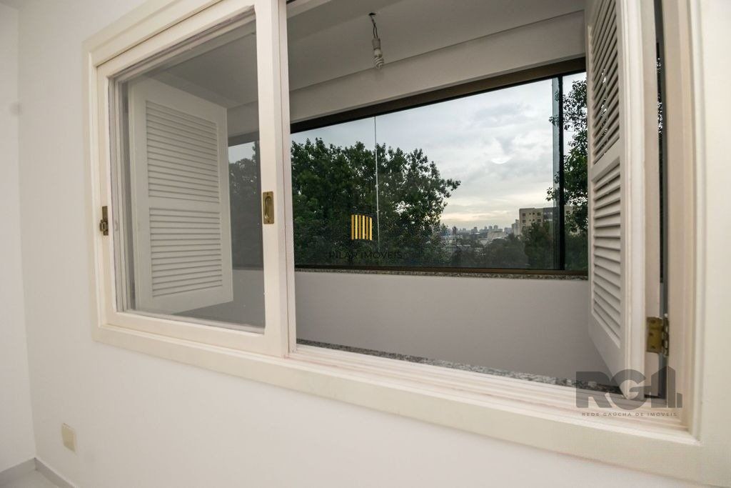 Excelente apartamento de 127m² com 3 dormitórios e 2 vagas.