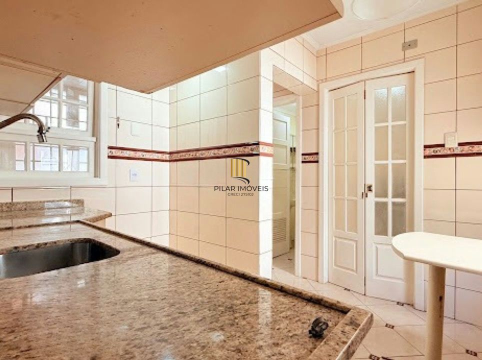 Apartamento de 2 dormitórios à venda em Petrópolis - Porto Alegre