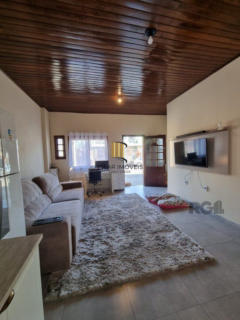 Casa com 3 dormitórios no bairro Sarandi - Pilar Imóveis