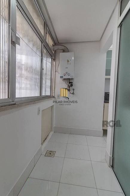Apartamento 126m² - Semi mobiliado, 3 dormitórios, 1 vaga no bairro Moinhos de Vento