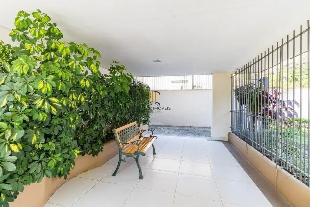Apartamento de 3 dormitorios à venda em Higienópolis, Porto Alegre.
