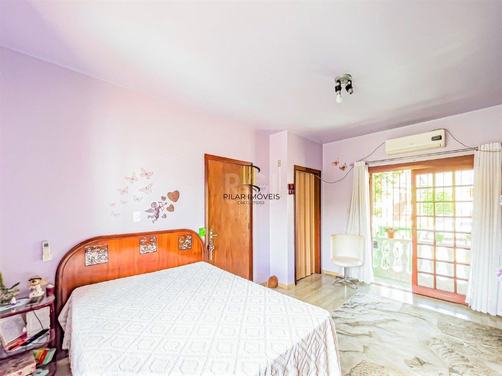 Casa para Venda - 272.24m², 3 dormitórios, sendo 1 suites, 4 vagas - Vila Jardim