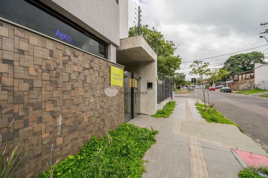 Apartamento de 2 dormitórios no Bairro Teresópolis - Porto Alegre