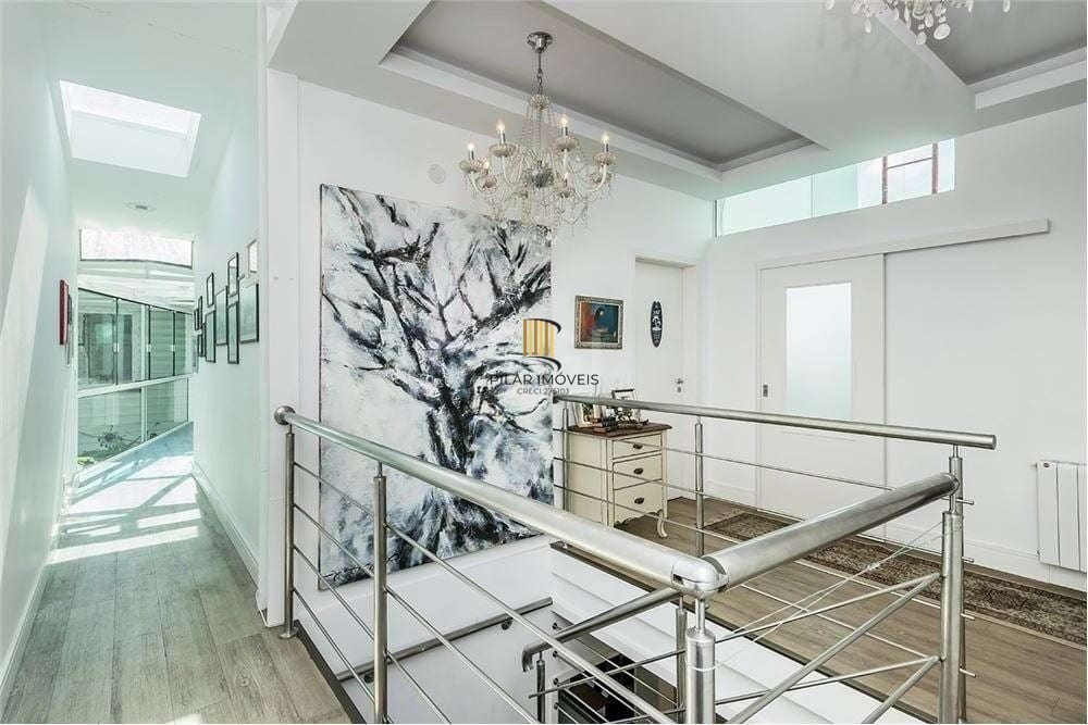 Casa de 317m², bairro jardim Lindoia