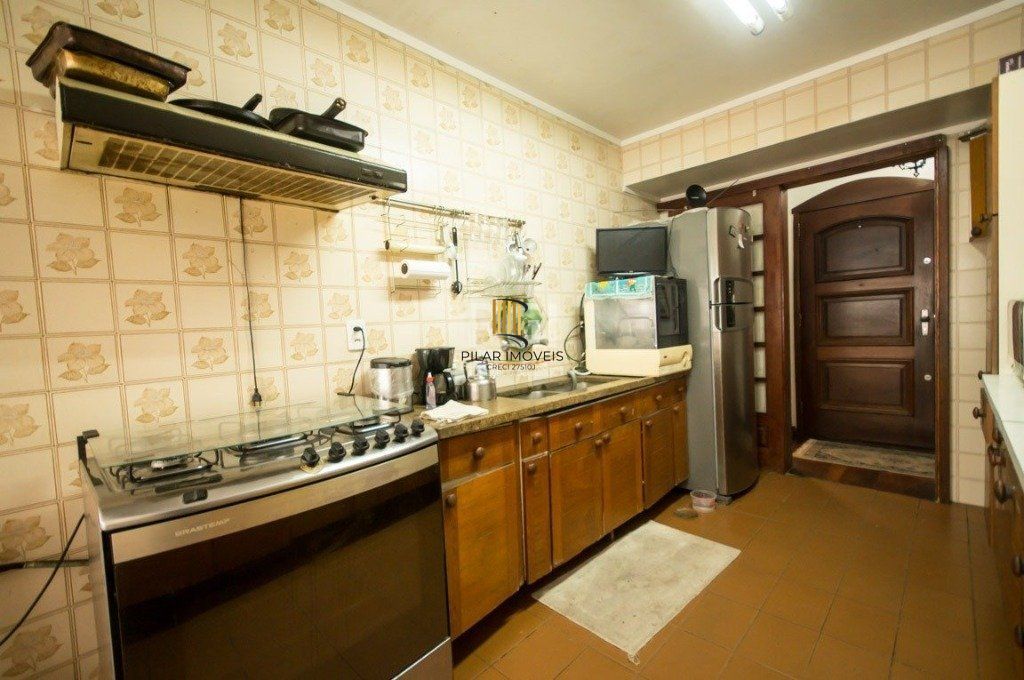 Cobertura para Venda - 237.88m², 3 dormitórios, sendo 1 suites, 2 vagas - Moinhos de Vento