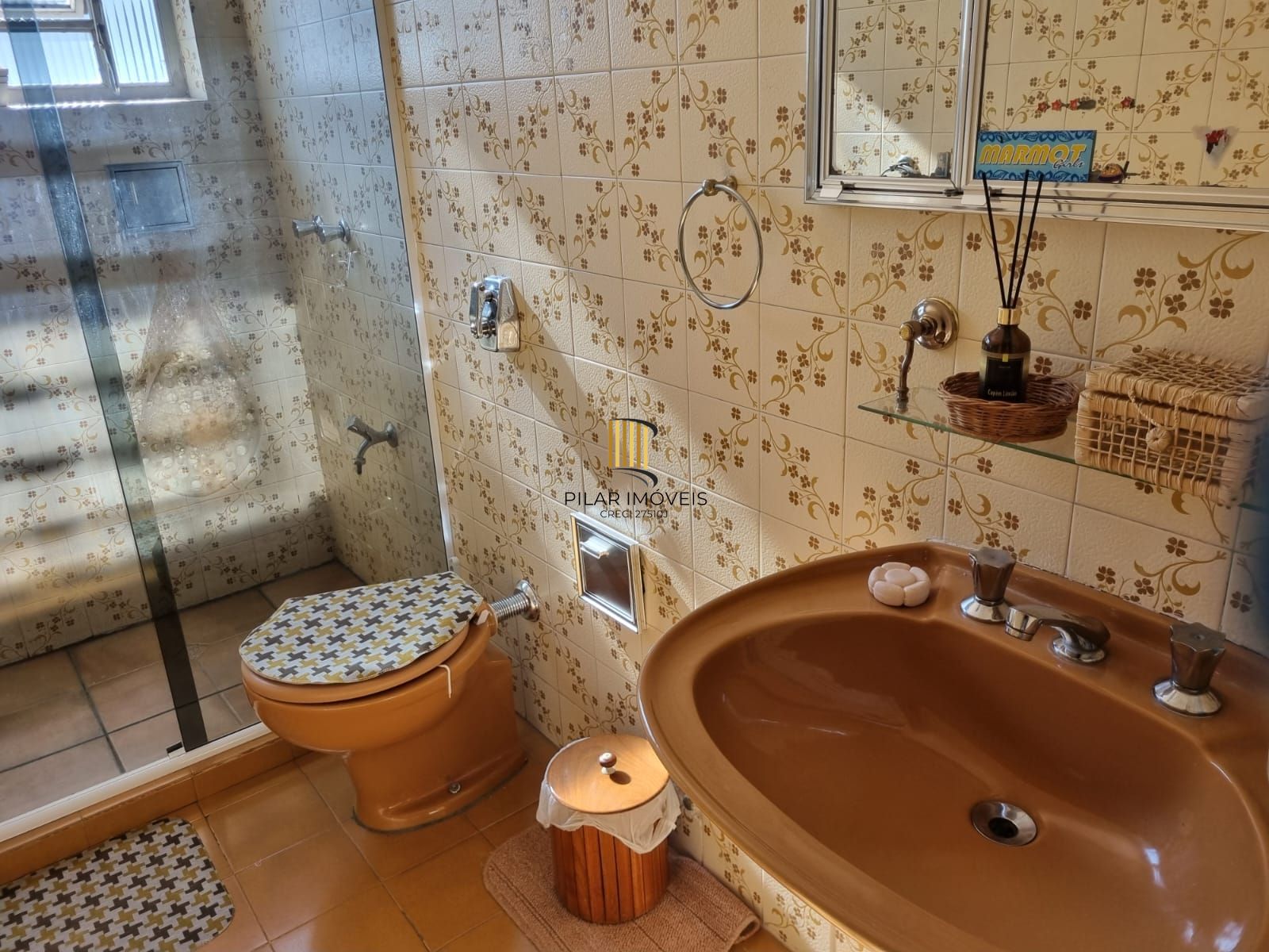 Casa 3 dormitórios no bairro Nonoai
