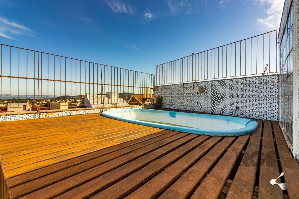 Casa 3 Dormitório(s) Bairro Ipanema