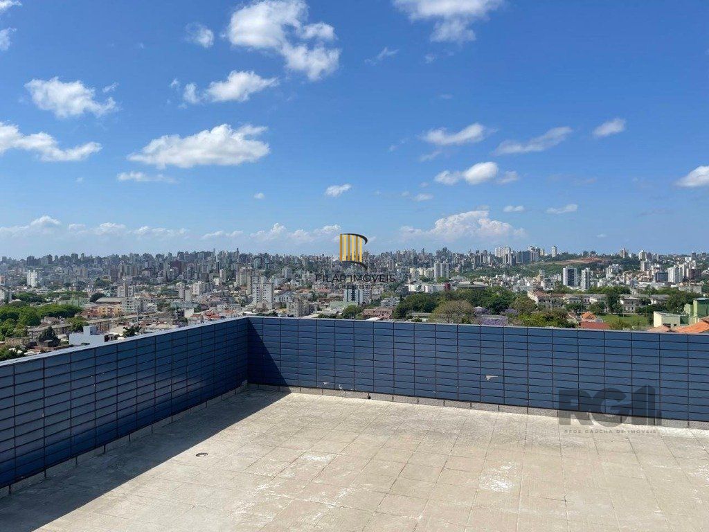 Casa 420m², 4 dormitórios, 3 vagas no bairro Partenon