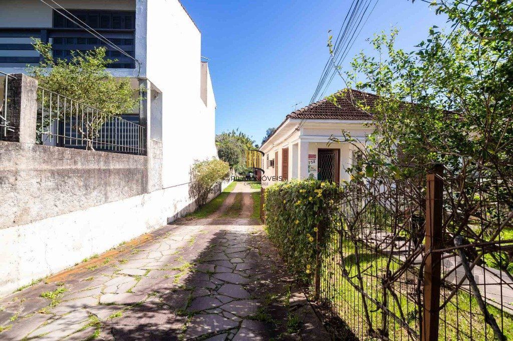 Casa 6 Dormitório(s) Bairro Vila Nova