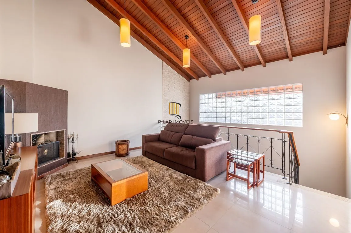 Apartamento de 4 dormitorios á Venda no Passo da Areia - Porto Alegre