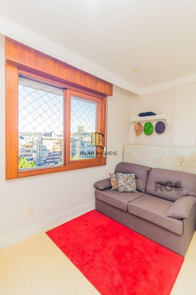 Excelente cobertura de 175m² com 3 dormitórios e 2 vagas.