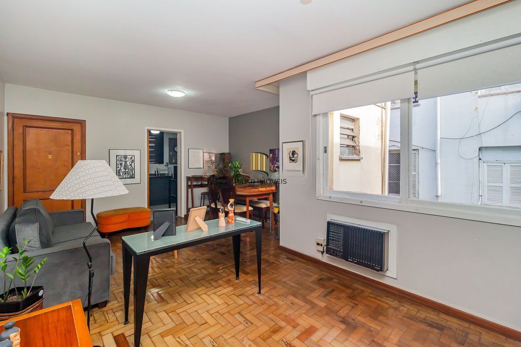 Apartamento 3 dorms à venda Rua Felipe Camarão, Rio Branco - Porto Alegre