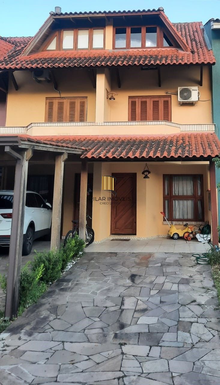 Casa em Condomínio, 131m², 2 dormitórios, 1 vaga no bairro Cavalhada - Pilar Imóveis