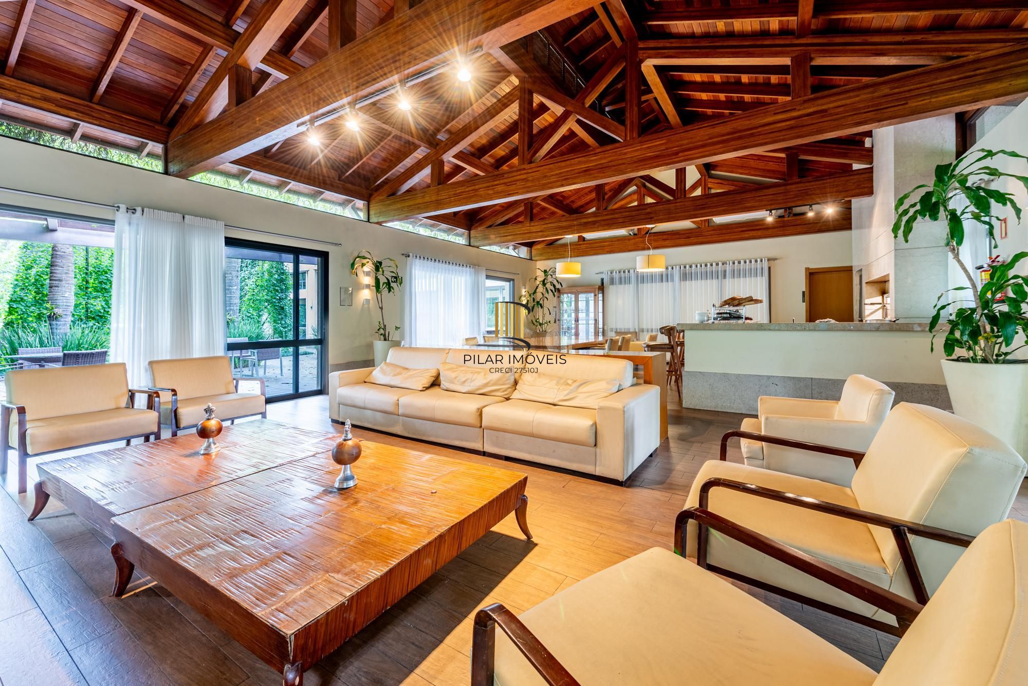 Apartamento de 1 dormitório á venda em Três Figueiras, Porto Alegre.