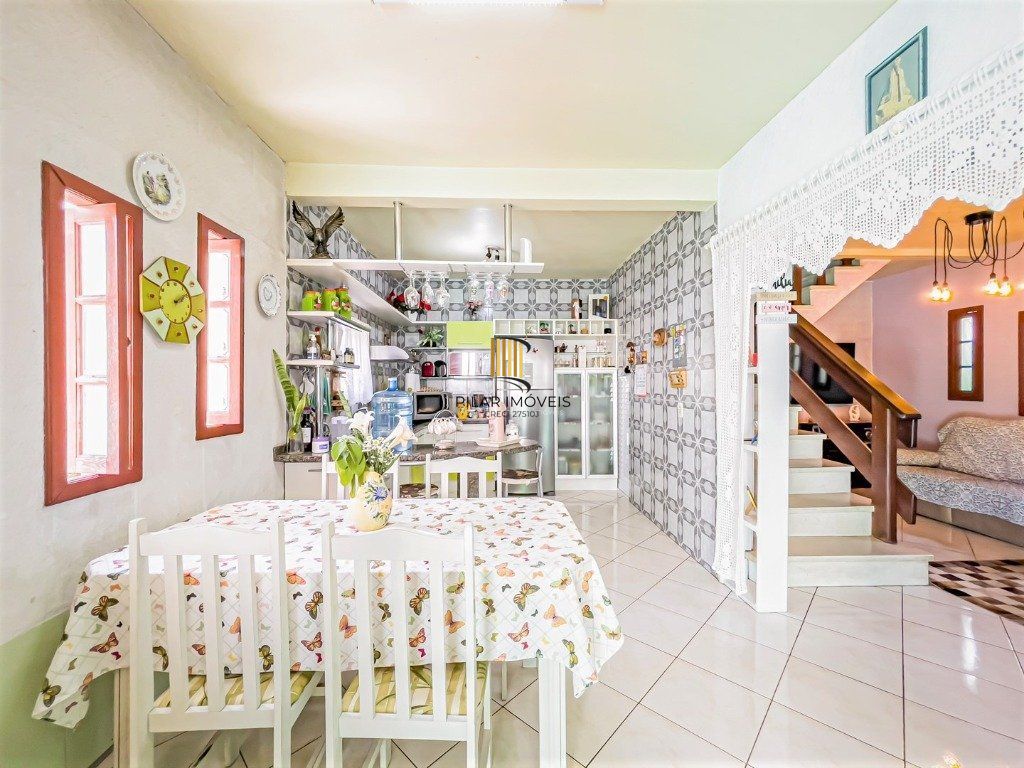 Casa para Venda - 272.24m², 3 dormitórios, sendo 1 suites, 4 vagas - Vila Jardim