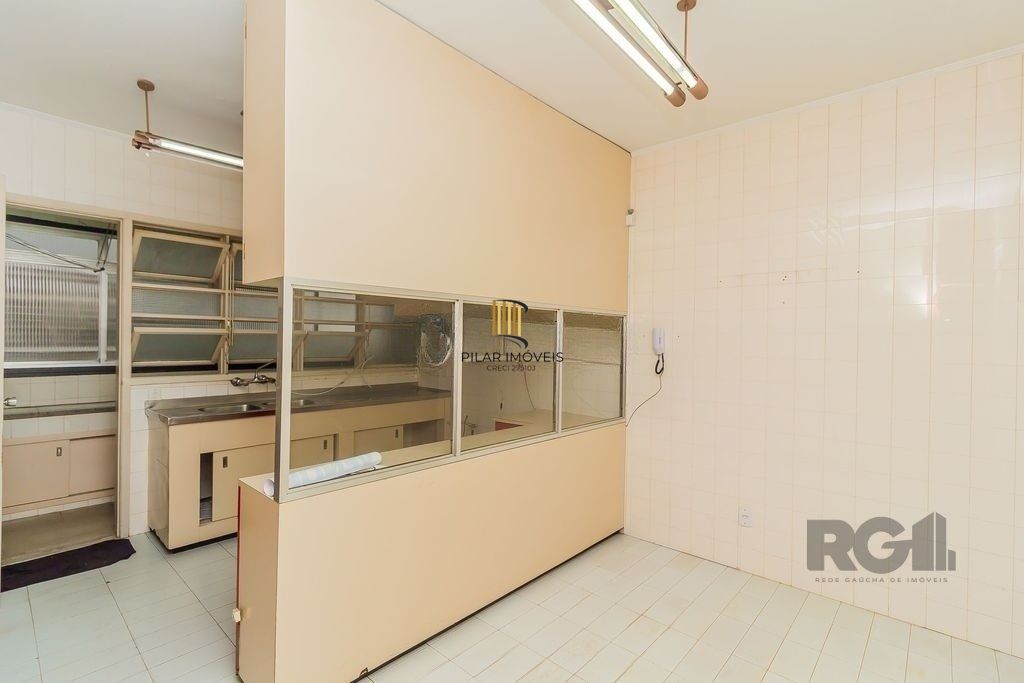 Apartamento de 3 dormitórios, bairro Bom Fim
