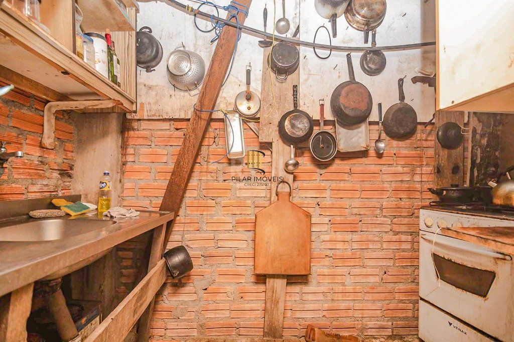 Predio para Venda - 74m², 0 dormitórios, Partenon