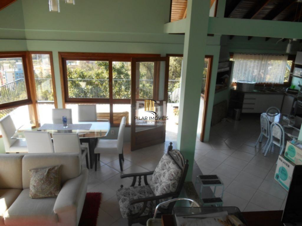 Casa para Venda - 185m², 4 dormitórios, sendo 2 suites, 4 vagas - Nonoai