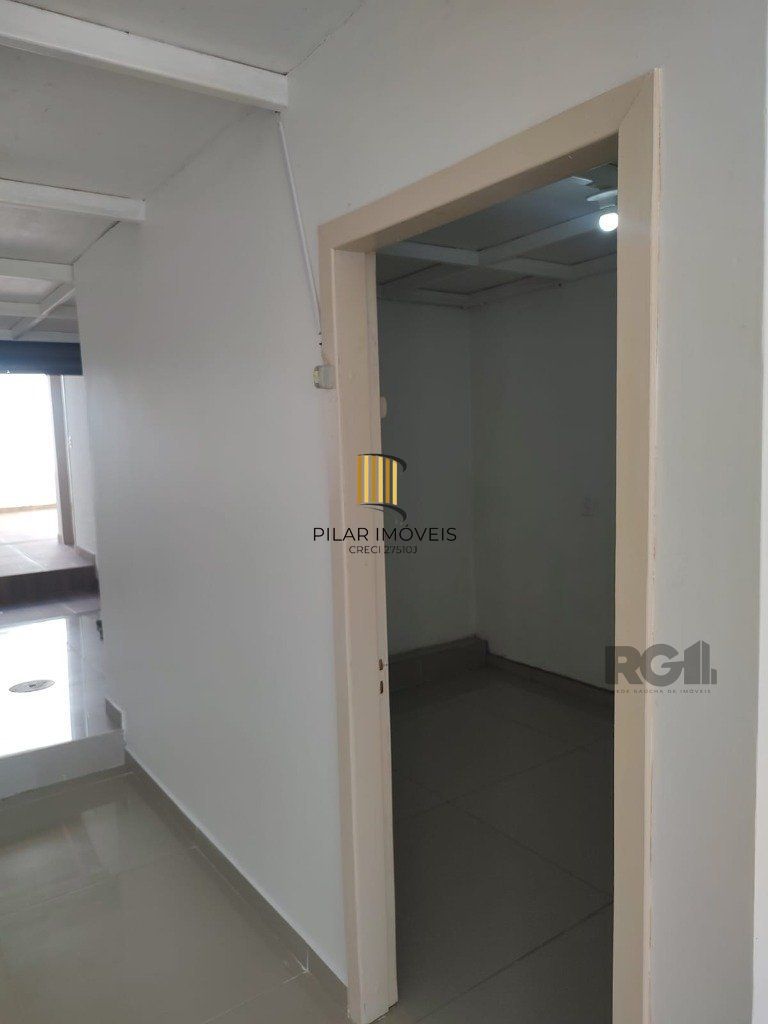 Loja para Venda - 60m², 0 dormitórios, 3 vagas - Petrópolis