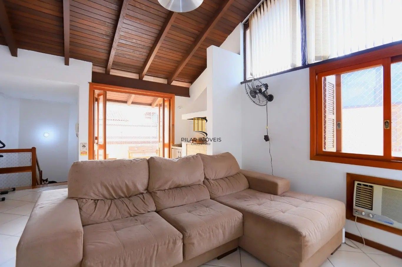 Casa de Condomínio 2 dormitórios no bairro Camaquã