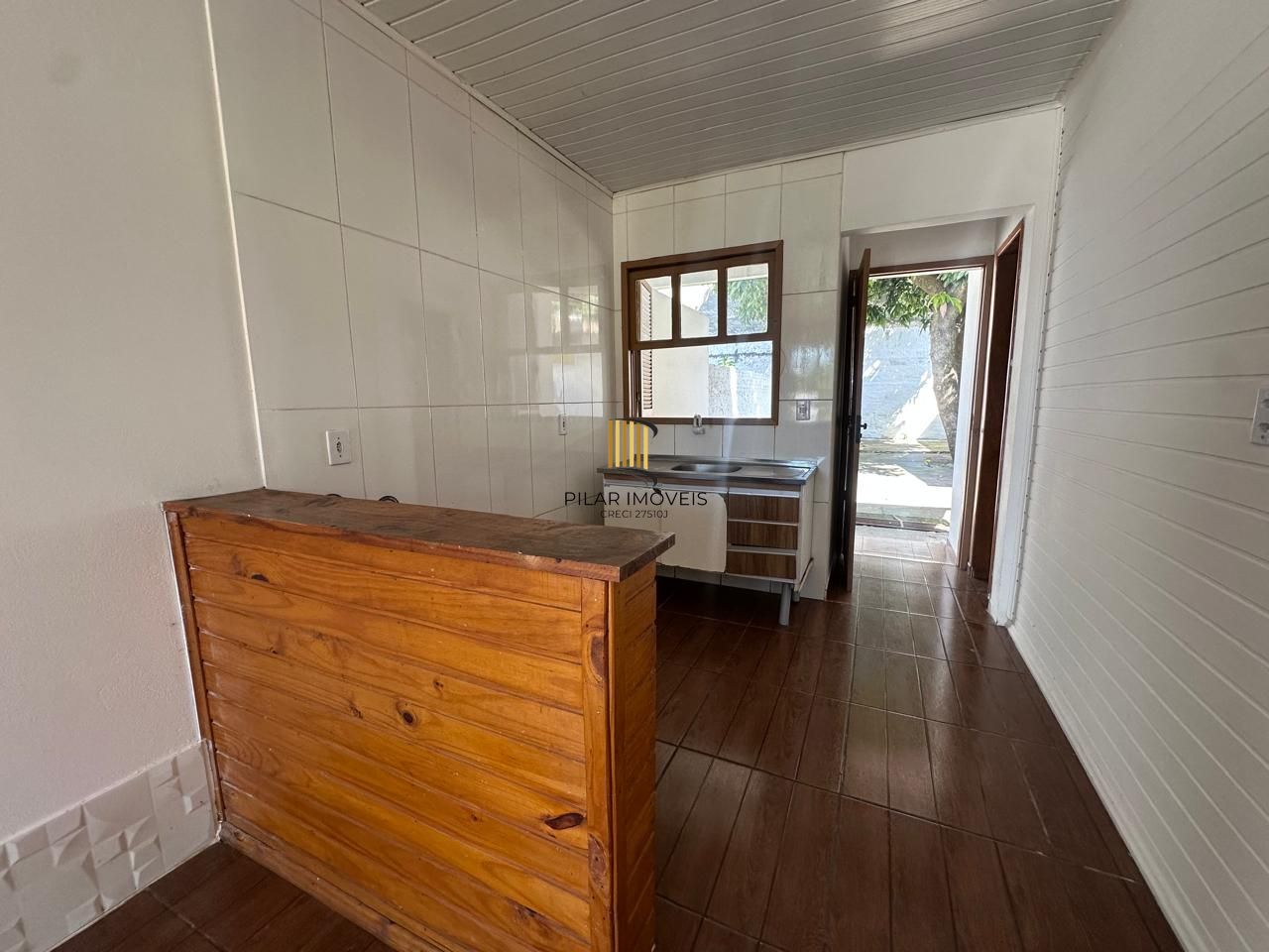 CASA BEM LOCALIZADA NA CAVALHADA EM FRENTE AO CECOPAM