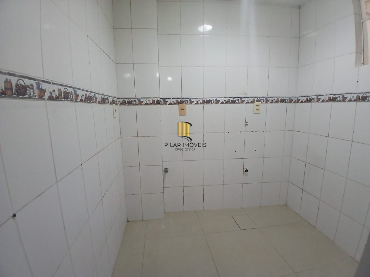 Apartamento garden de 02 dormitórios no bairro Petropolis-Porto Alegre/RS