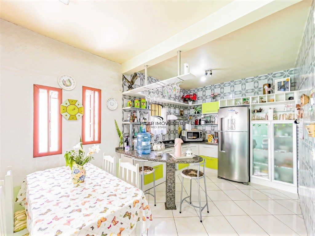 Casa para Venda - 272.24m², 3 dormitórios, sendo 1 suites, 4 vagas - Vila Jardim
