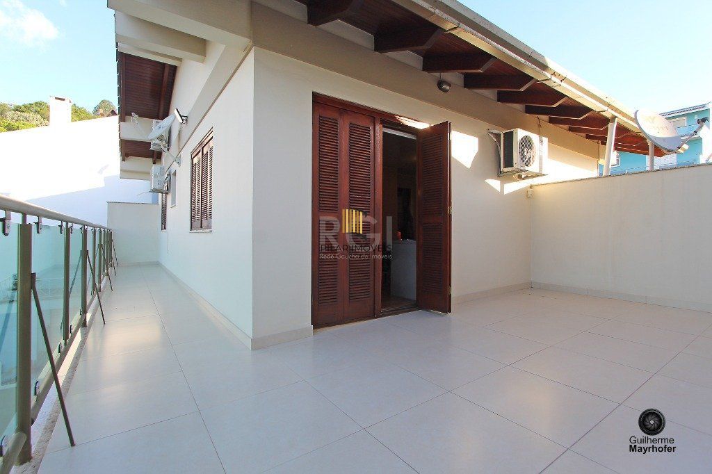 Casa para Venda - 445.52m², 4 dormitórios, sendo 4 suites, 4 vagas - Teresópolis