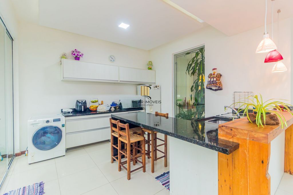 Casa em Condomínio 3 dorms à venda Avenida Juca Batista, Hípica - Porto Alegre