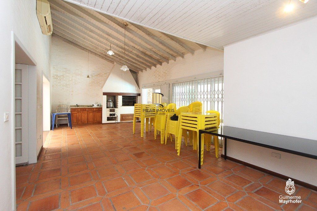 Casa para Venda - 393m², 4 dormitórios, sendo 2 suites, 4 vagas - Ipanema